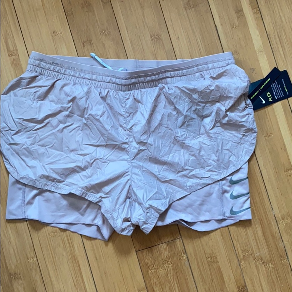 NWT Nike compressions shorts light rose gold sz L